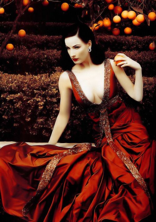 Những ảnh sexy nhất của 'vũ nữ thoát y' số 1 thế giới Dita Von Teese - ảnh 10