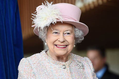 Nước Anh mừng sinh nhật 92 tuổi của Nữ hoàng Elizabeth II - ảnh 2