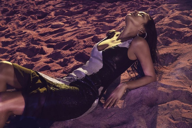 Mê mẩn ngắm Lais Ribeiro sexy đầy khiêu khích - ảnh 10