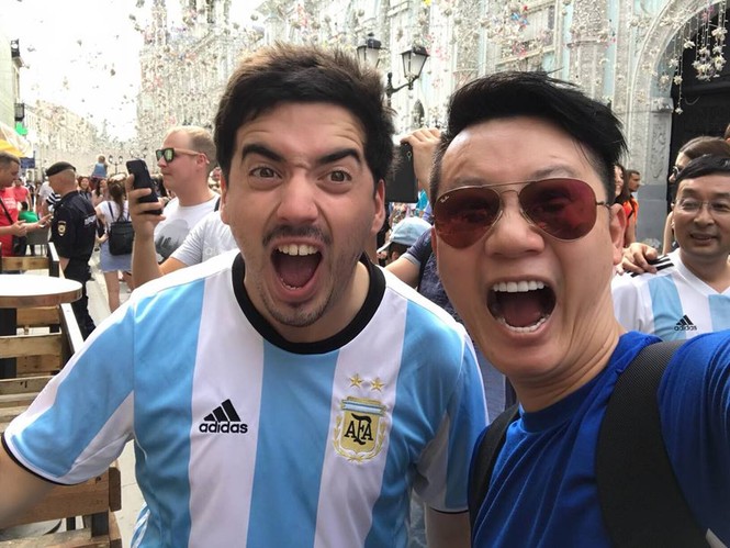 Trực tiếp xem World Cup từ Nga, Hoàng Bách không ngờ điều này xảy ra - ảnh 3
