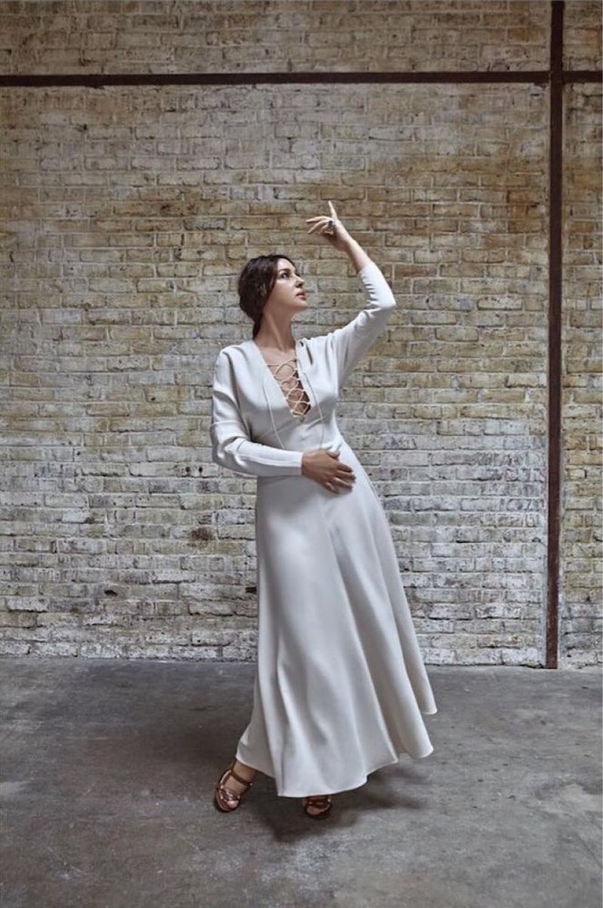 Biểu tượng sắc đẹp Ý Monica Bellucci khoe vóc dáng nữ thần ở tuổi 53 - ảnh 4