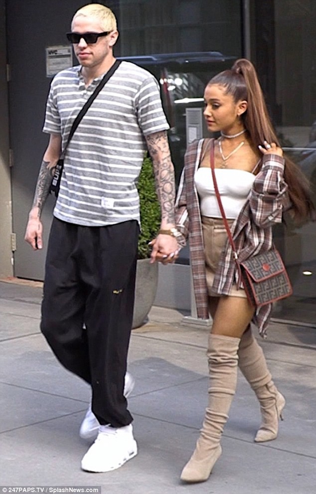 'Kiều nữ Hollywood' Ariana Grande đẹp tuyệt sắc khó rời mắt - ảnh 9