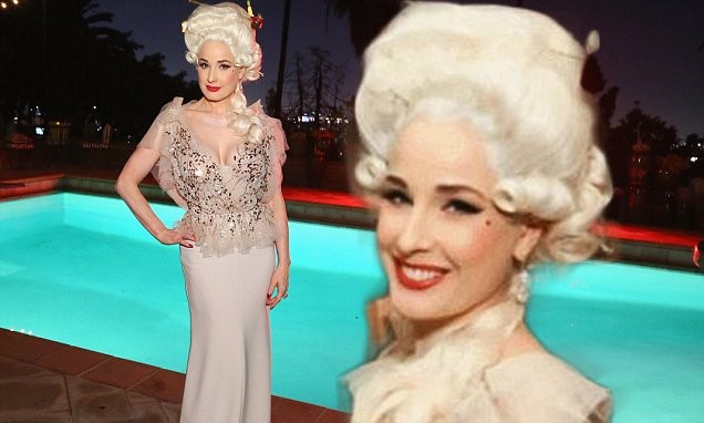 Gặp lại vũ nữ thoát y sexy nhất thế giới Dita Von Teese - ảnh 7