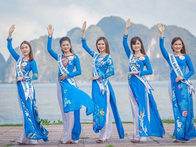Người đẹp Hạ Long, nét đẹp văn hóa vùng mỏ - ảnh 1