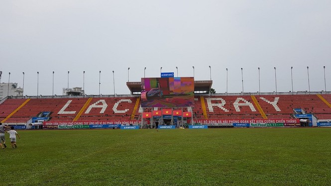 Hải Phòng: Cờ hoa rợp trời trước trận tứ kết Olympic Việt Nam - Syria - ảnh 9