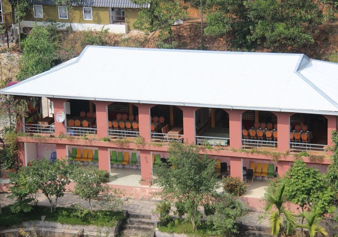 Ngăn suối, dựng nhà làm khu du lịch trái phép - ảnh 6