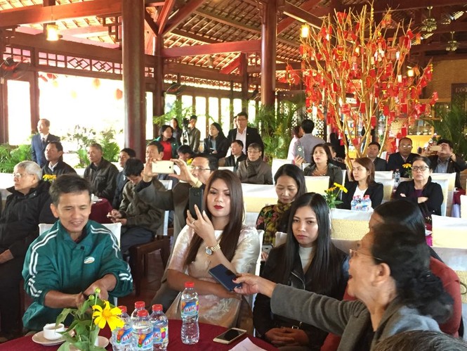 Đắk Lắk gặp mặt hơn 100 kiều bào về quê đón Tết - ảnh 1