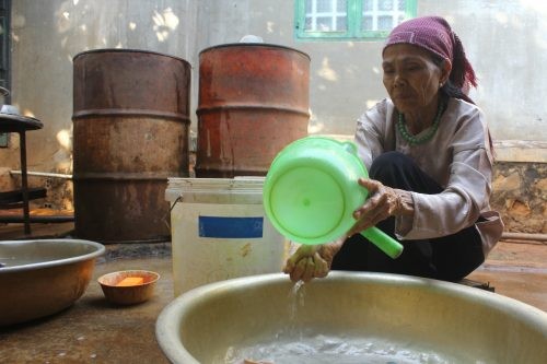 Nước giếng nóng bất thường tới 70 độ - ảnh 2