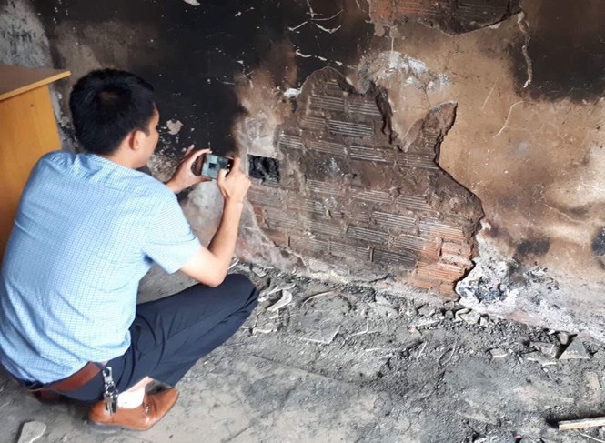 Trước ngày kiểm toán đến, phòng làm việc của phó phòng bị cháy - ảnh 1