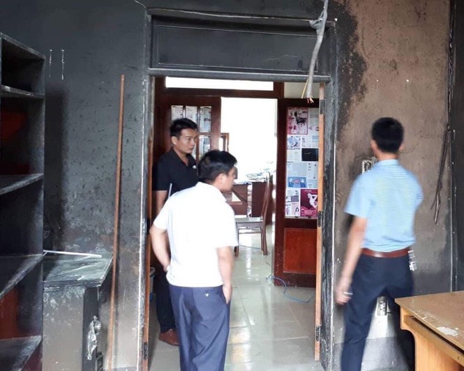 Trước ngày kiểm toán đến, phòng làm việc của phó phòng bị cháy - ảnh 4