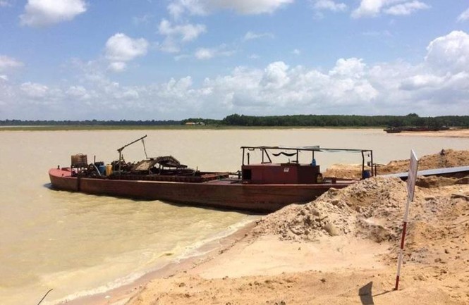 Chuyển xử lý hình sự những trường hợp vi phạm trên hồ Dầu Tiếng - ảnh 1