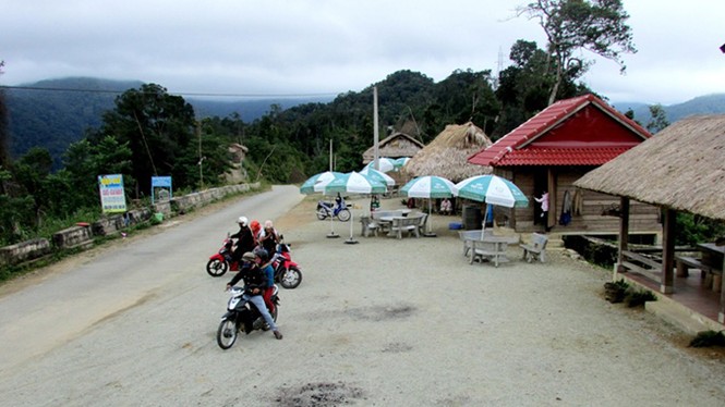 Ba người “khùng” trên đỉnh Quế - ảnh 2