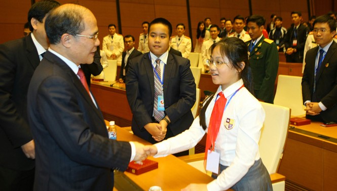 Để đất nước ngày càng hưng thịnh - ảnh 1