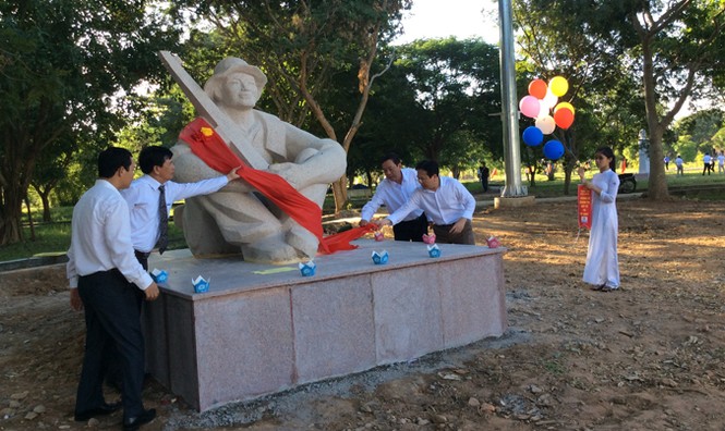 Trại sáng tác - Cần hay không cần? - Bài 3: Bỏ thì vương, thương... cần chỉnh - ảnh 1