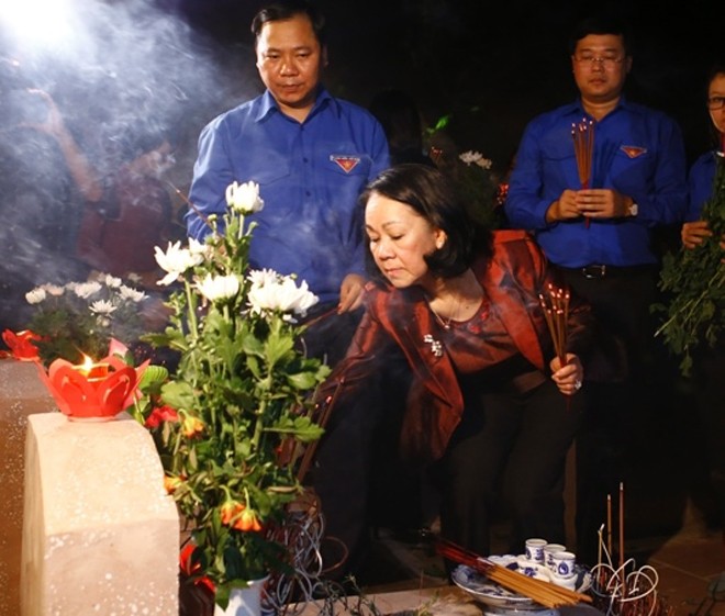 Triệu ngọn nến tri ân các Anh hùng liệt sỹ - ảnh 1