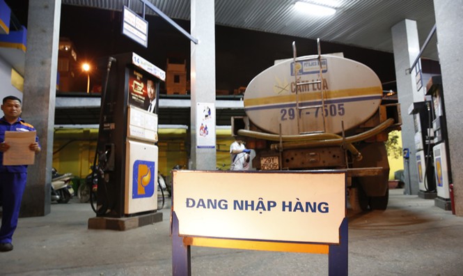 Bất thường đường đi của xăng dầu - ảnh 1