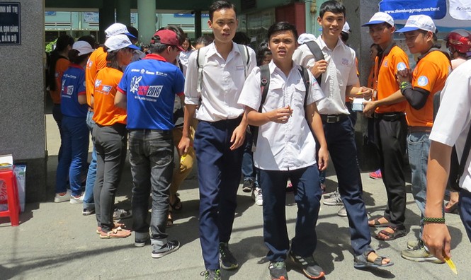 Thêm kỳ thi nếu học sinh muốn vào đại học - ảnh 1