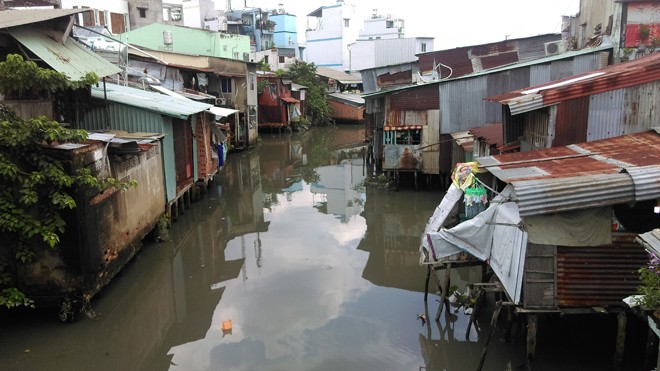 TPHCM: Sau ngập lo ô nhiễm, bệnh tật - ảnh 1