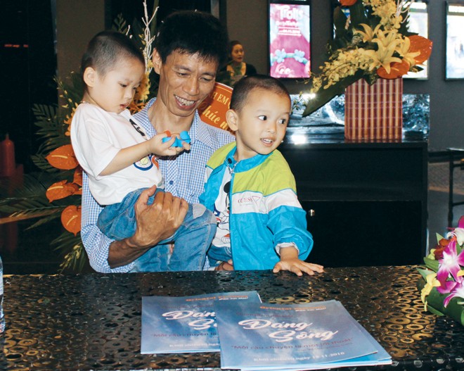 “Đáng sống” ra rạp thế nào? - ảnh 1