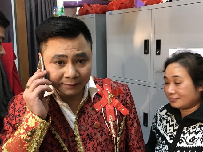 Nghệ sĩ hóa trang trước giờ ghi hình Táo quân 2017 - ảnh 6