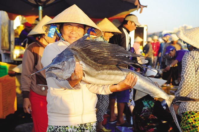 Tổ quốc nhìn từ biển - ảnh 10