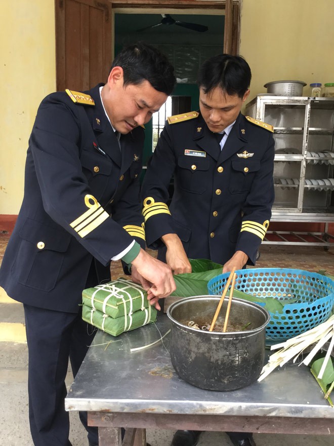 Một lần đến thăm chiến hạm không bao giờ chìm - ảnh 2