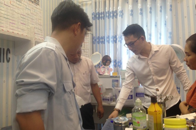 'Lòi' nhiều sai phạm tại thẩm mỹ chui ở Sài Gòn - ảnh 1