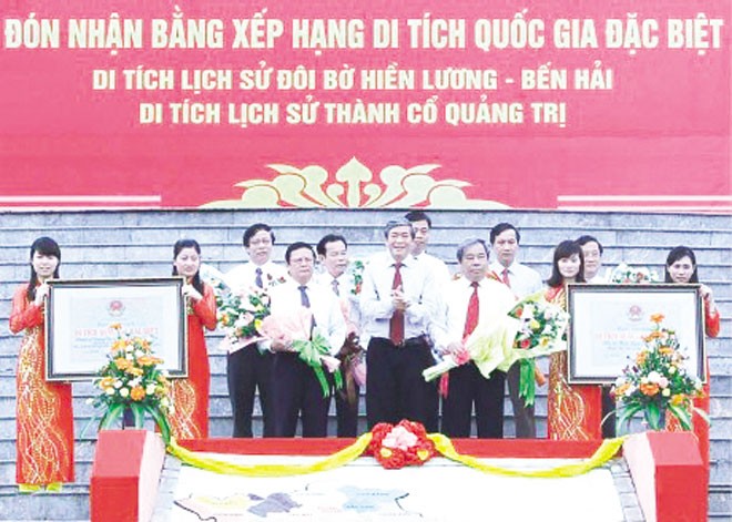 Ðọng mãi câu hò bên bến Hiền Lương - ảnh 1