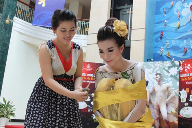 Vui buồn nghề 'hóa tượng' - ảnh 1