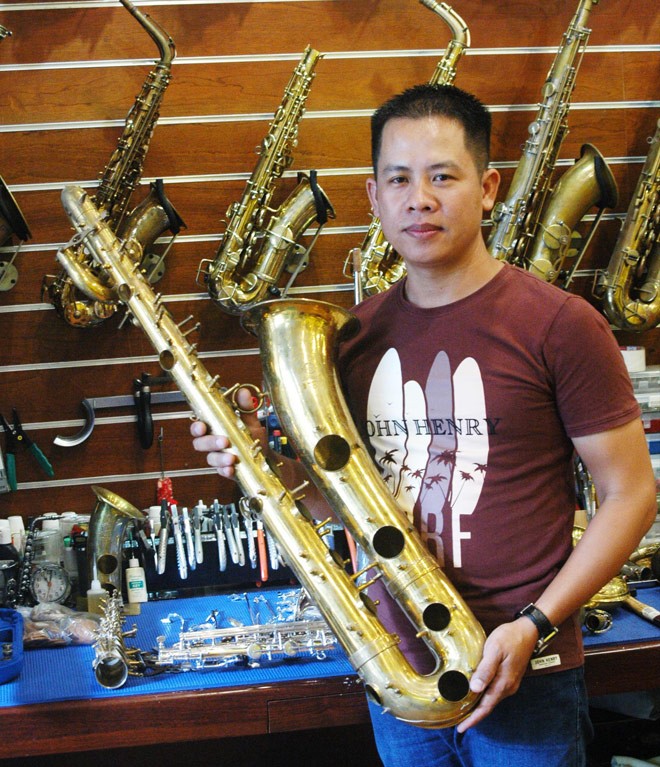 'Bác sĩ' kèn - nghề độc - ảnh 2