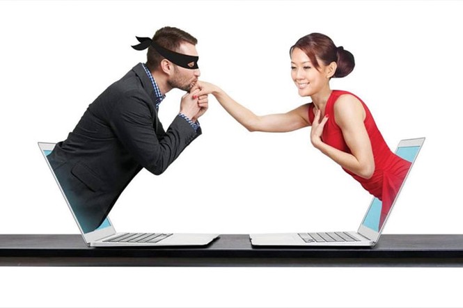 Vui buồn tình trên mạng: 'Thả thính' bốn phương - ảnh 1