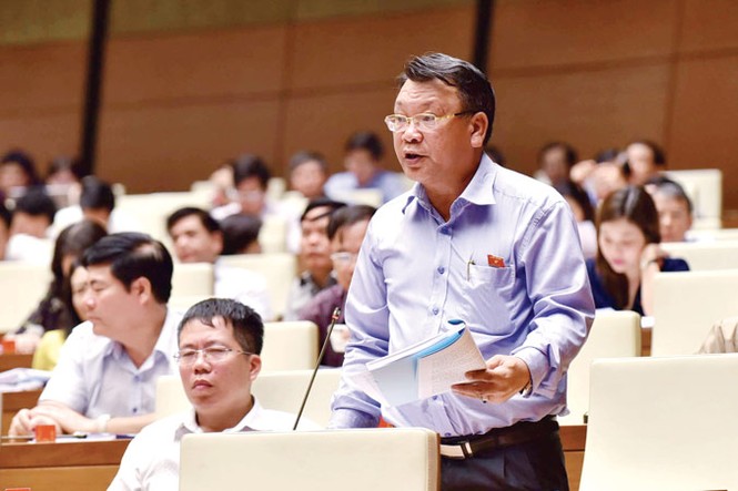 Tranh luận về chuyện phong tướng - ảnh 1