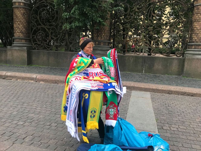 Ký sự World Cup: Xem Pháp - Bỉ ở Cố đô Nga với fans không vé - ảnh 1