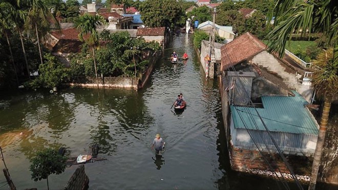 Vạn dân khốn khó vì mưa lũ kéo dài - ảnh 2
