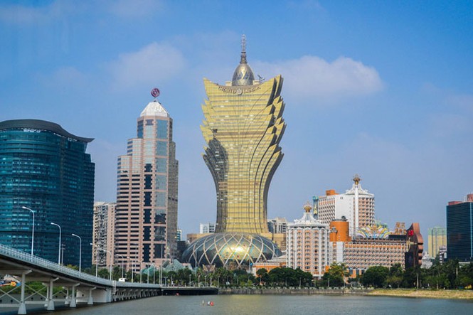 Vật lộn sống ở nơi giàu nhất thế giới - ảnh 1
