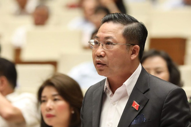 Còn e dè, nể nang - ảnh 1