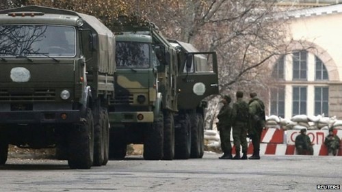 Ukraine tố Nga gửi vũ khí hạng nặng cho phe ly khai - ảnh 1
