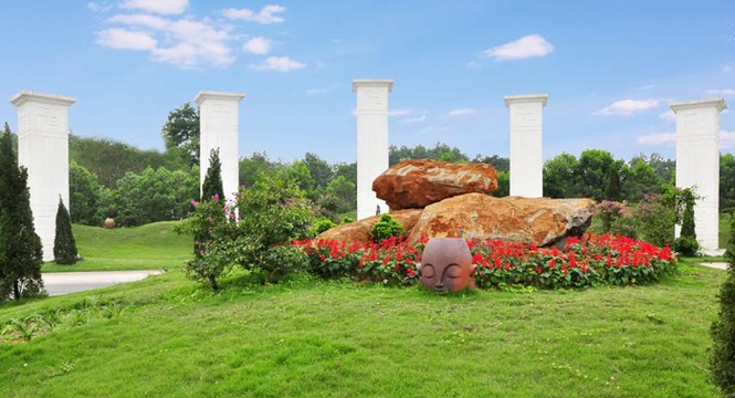 Ở nơi người đã khuất mỉm cười - ảnh 1
