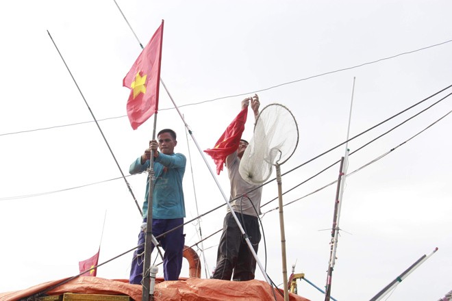 Tất niên trên tàu cá - ảnh 2