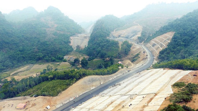 Ngắm đường mới về Bắc Kạn đẹp như lụa từ trên cao - ảnh 2
