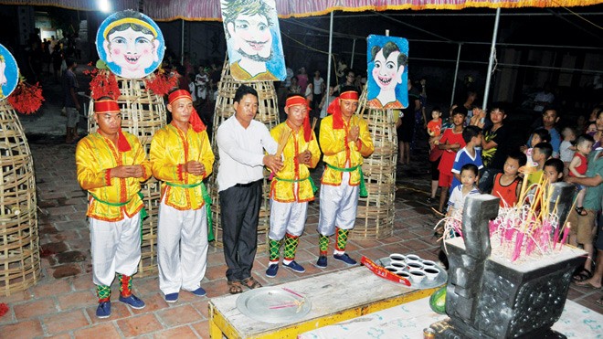 Những lễ hội phồn thực táo bạo nhất Việt Nam - ảnh 1