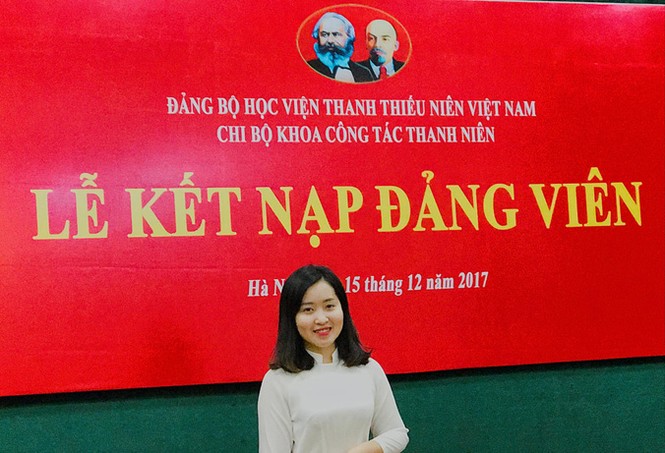 Người trẻ được kết nạp Đảng: Cùng nắm tay nhau xây dựng đất nước - ảnh 1