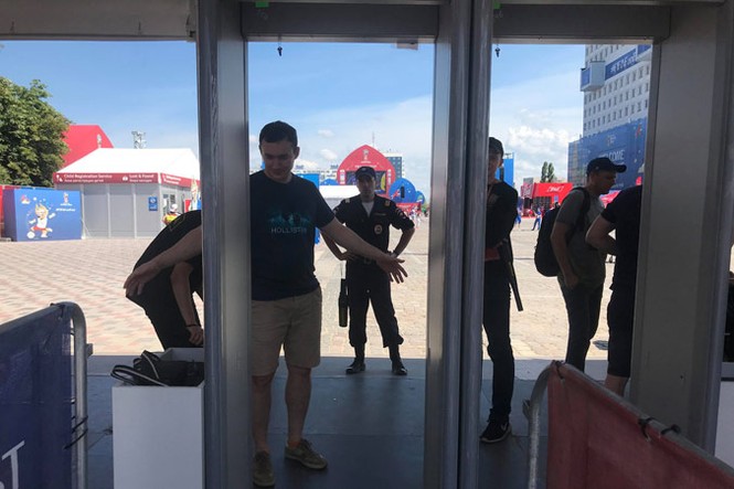 CĐV Anh làm nóng Kaliningrad - ảnh 1