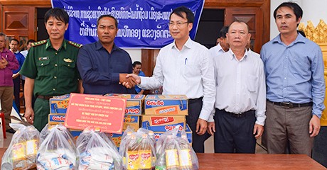 Kon Tum hỗ trợ nhân dân tỉnh Attapư (Lào) bị sự cố vỡ đập thuỷ điện - ảnh 1