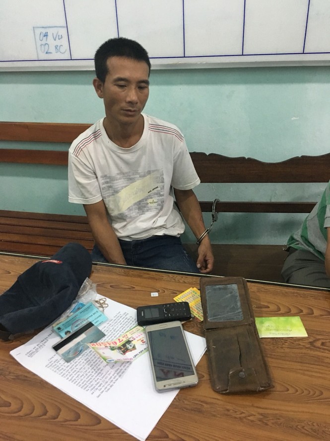 Bắt được tên cướp tài xế taxi trong lô cao su - ảnh 1