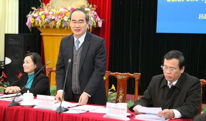 Người dân bàn về chống tham nhũng mọi lúc mọi nơi - ảnh 2