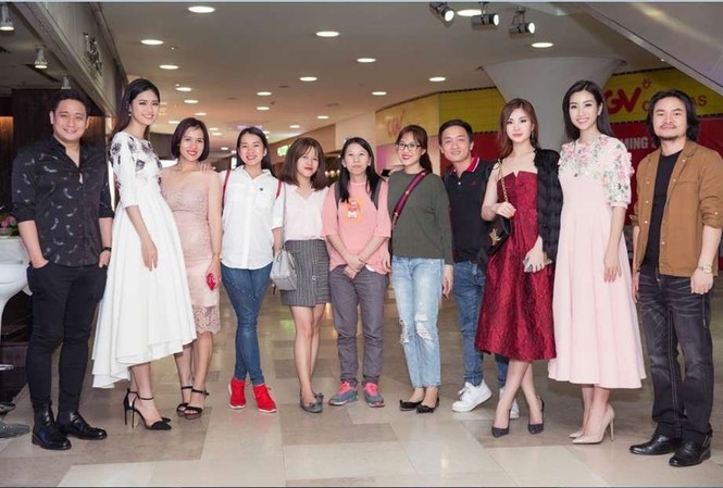 Thí sinh Hoa hậu Việt Nam trải nghiệm ẩm thực đẳng cấp tại Lion City - ảnh 10