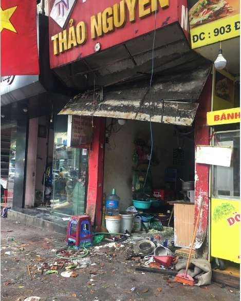 Người dân đi ở nhờ sau đám cháy thiêu rụi 10 căn nhà Đê La Thành - ảnh 8