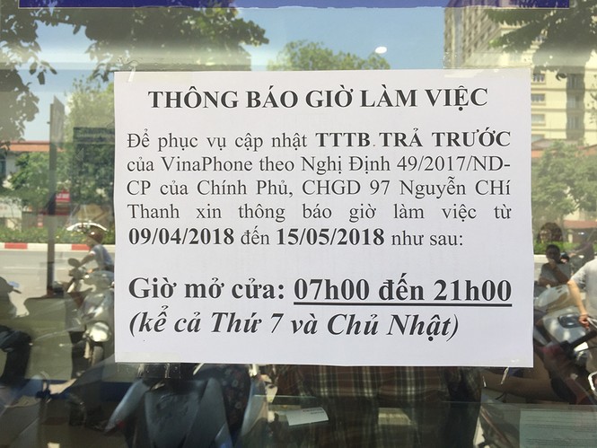 Sát hạn 15/5, các điểm giao dịch vắng người đăng ký thông tin bổ sung - ảnh 2