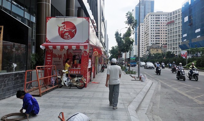 Hà Nội: Hàng loạt quầy bánh Trung thu